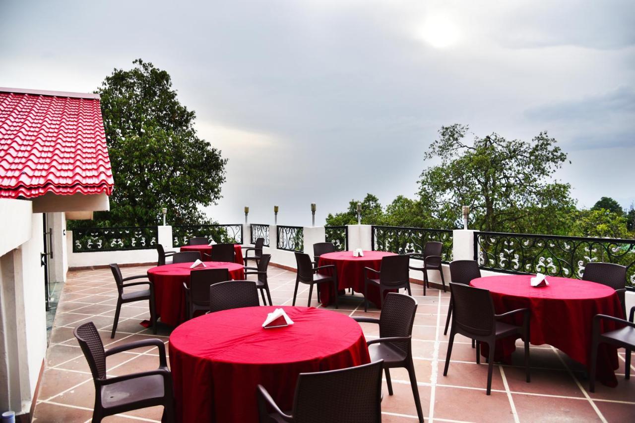 Indraprastha Resort Dalhousie Buitenkant foto