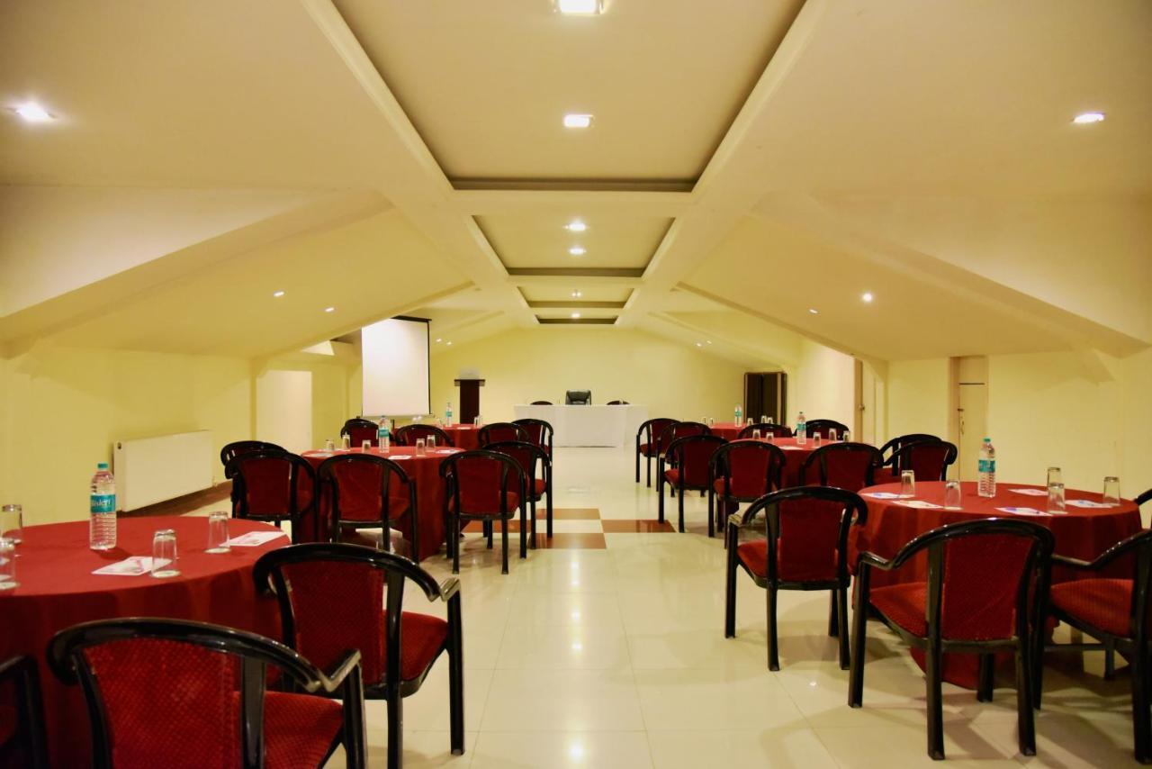 Indraprastha Resort Dalhousie Buitenkant foto