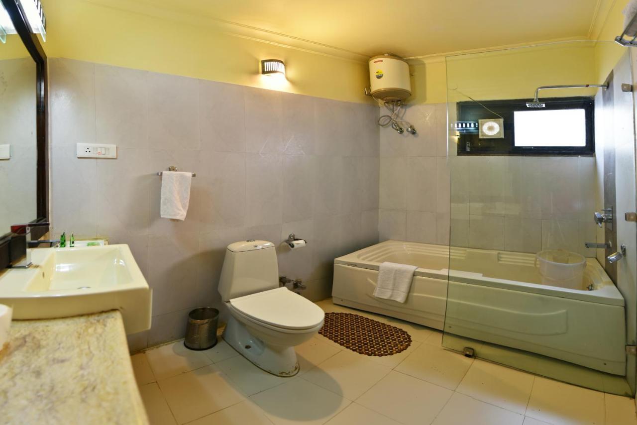Indraprastha Resort Dalhousie Buitenkant foto