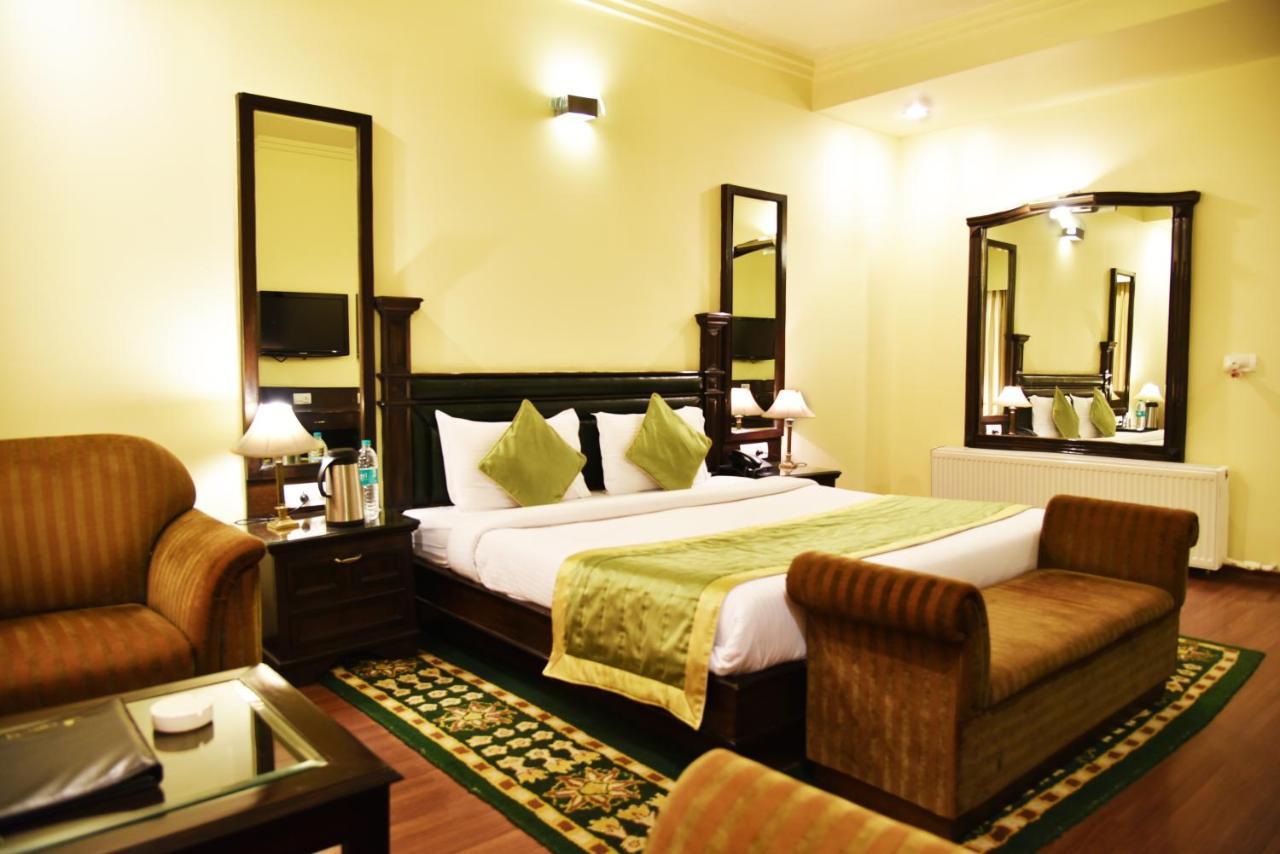 Indraprastha Resort Dalhousie Buitenkant foto
