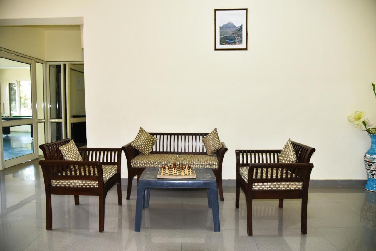 Indraprastha Resort Dalhousie Buitenkant foto