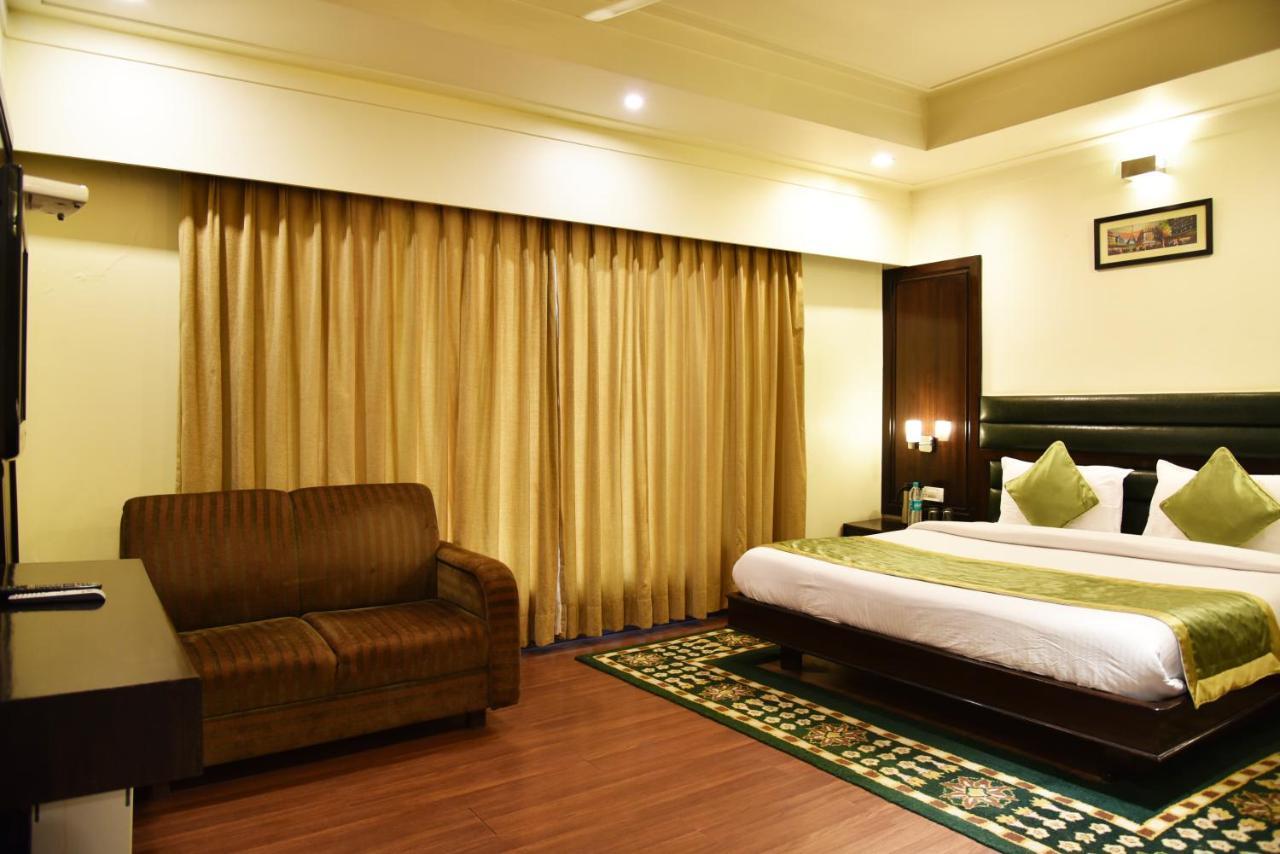 Indraprastha Resort Dalhousie Buitenkant foto