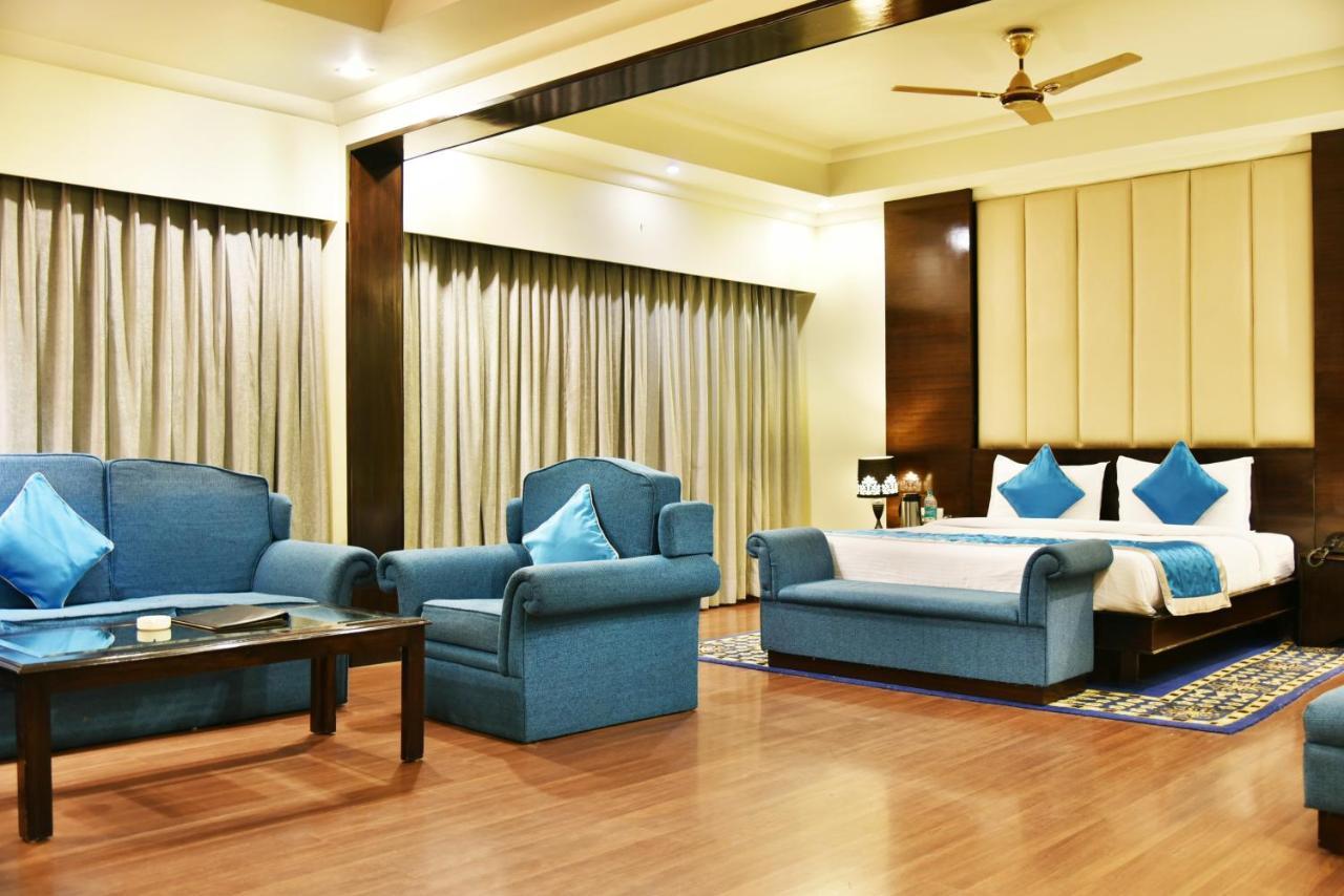 Indraprastha Resort Dalhousie Buitenkant foto