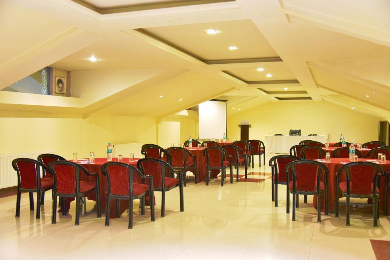 Indraprastha Resort Dalhousie Buitenkant foto